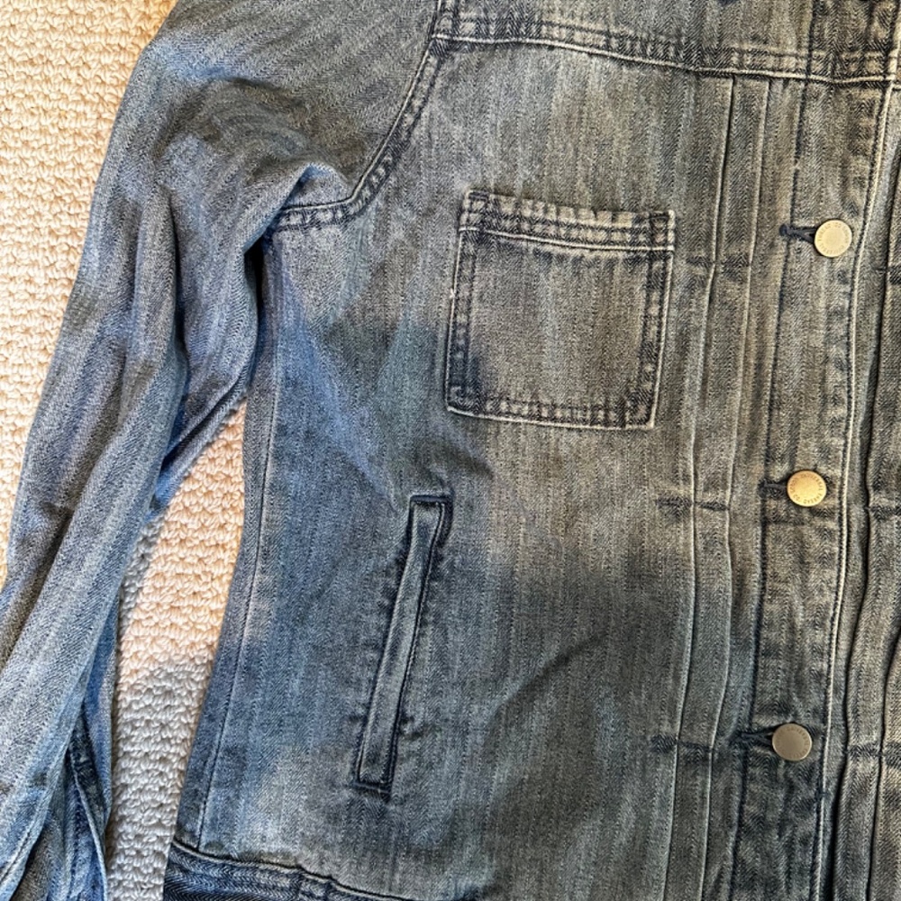 Universal Threads Jean Jacket - Picture 3 of 6